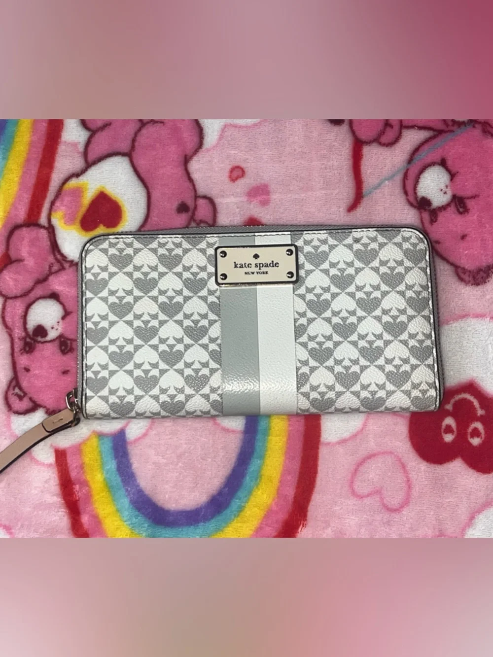 Kate Spade Signature Zip Wallet - Picture 1 of 12